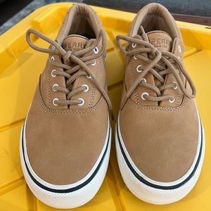 NEW Men’s Sperry Sneakers